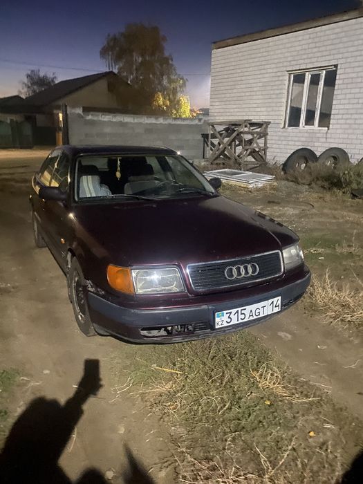 Продам. Ауди 100.