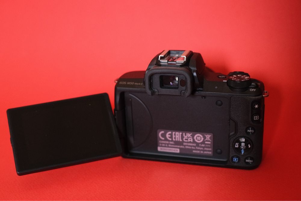Canon M50 Mark ii + обектив Canon EF-M 15-45mm f/3.5-6.3 IS STM