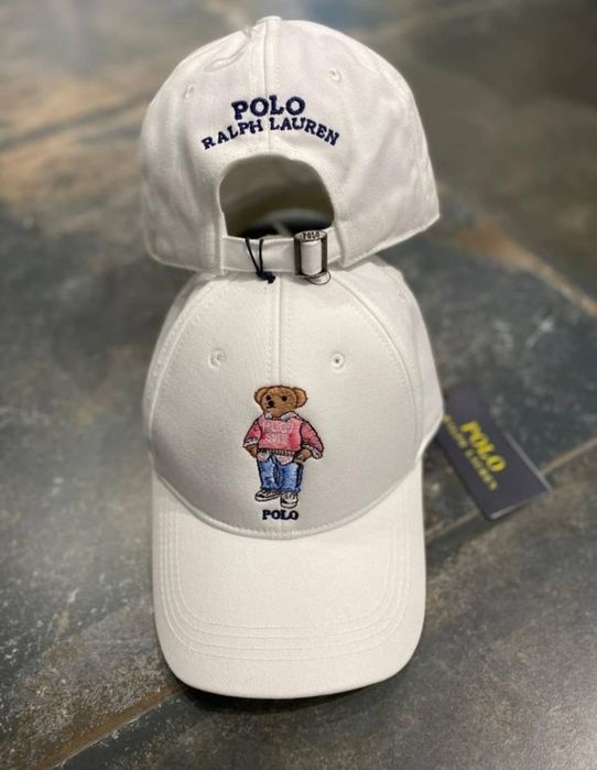 Страхотни шапки с козирка един размер