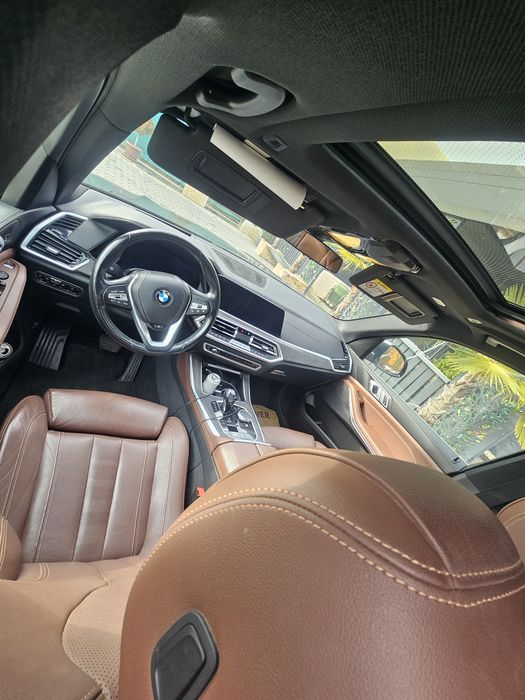 Bmw x5  144000 km la prețul afișat se adaugă