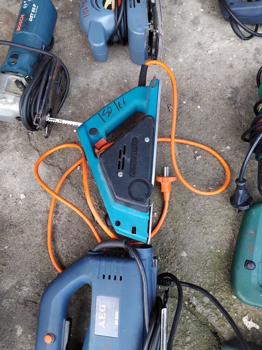 Vând scule electrice