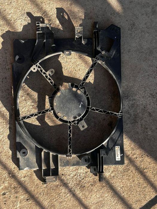Продам вентилятор охлаждения двигателя