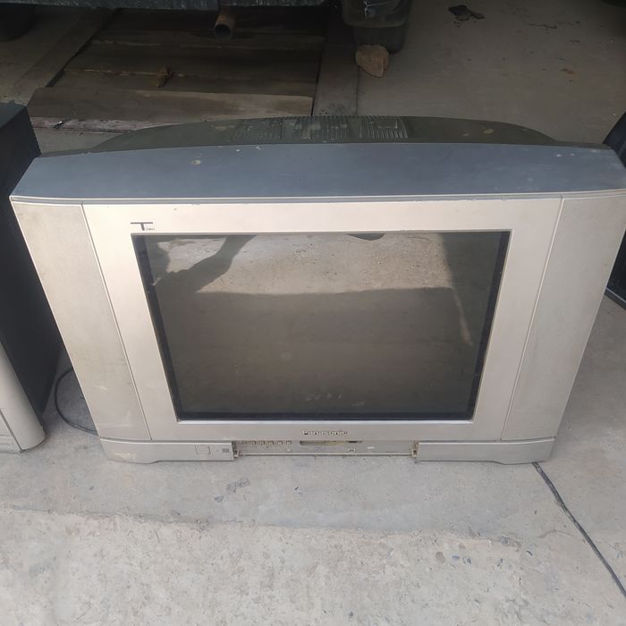 Телевизоры в отличном состояний