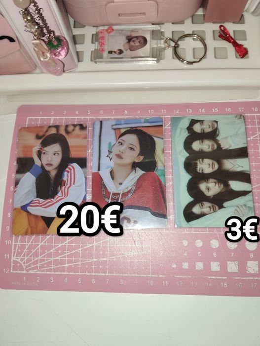 официални k-pop карти (различни)