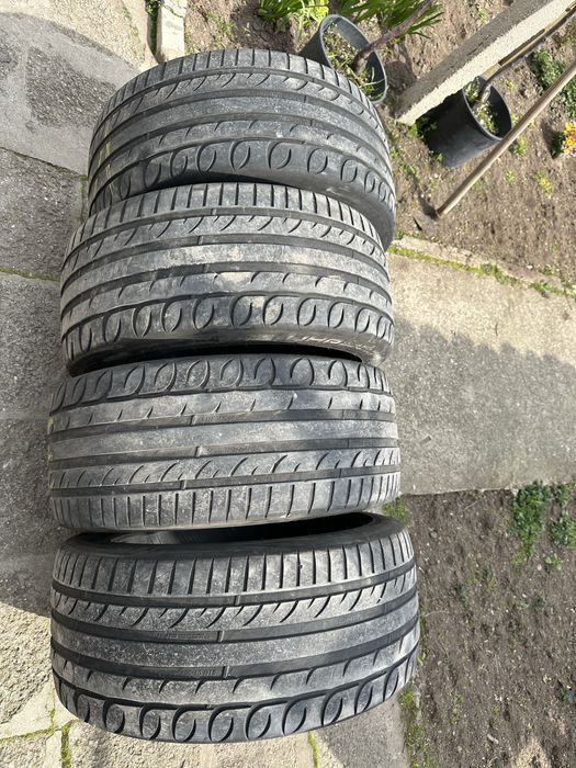 RIKEN 255/40/19 летни гуми