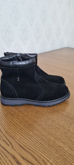 Продам мужскую обувь