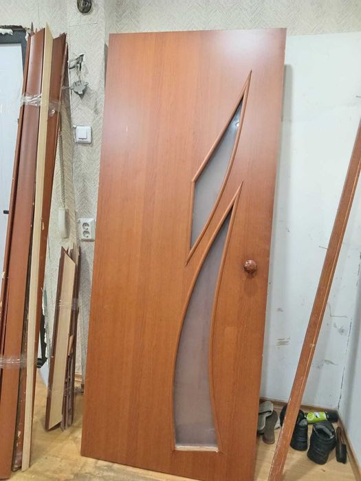 Продам межкомнатные двери