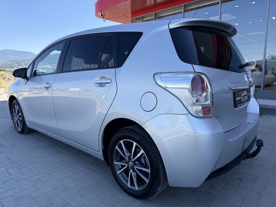 Toyota Verso 1.8 VVT-i 147к.с 2014г. FACELIFT  / NAVI / CAMERA