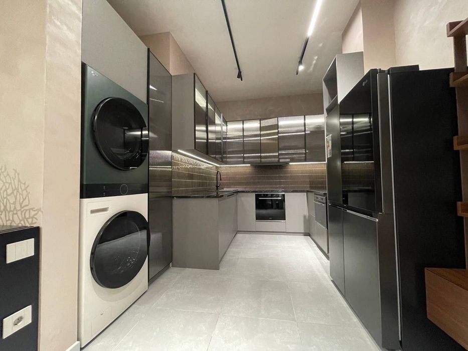 Эксклюзивный Пентхаус в Mirabad Avenue, 5 комнат, укомплектован