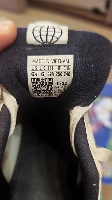 Adidași Adidas f. b