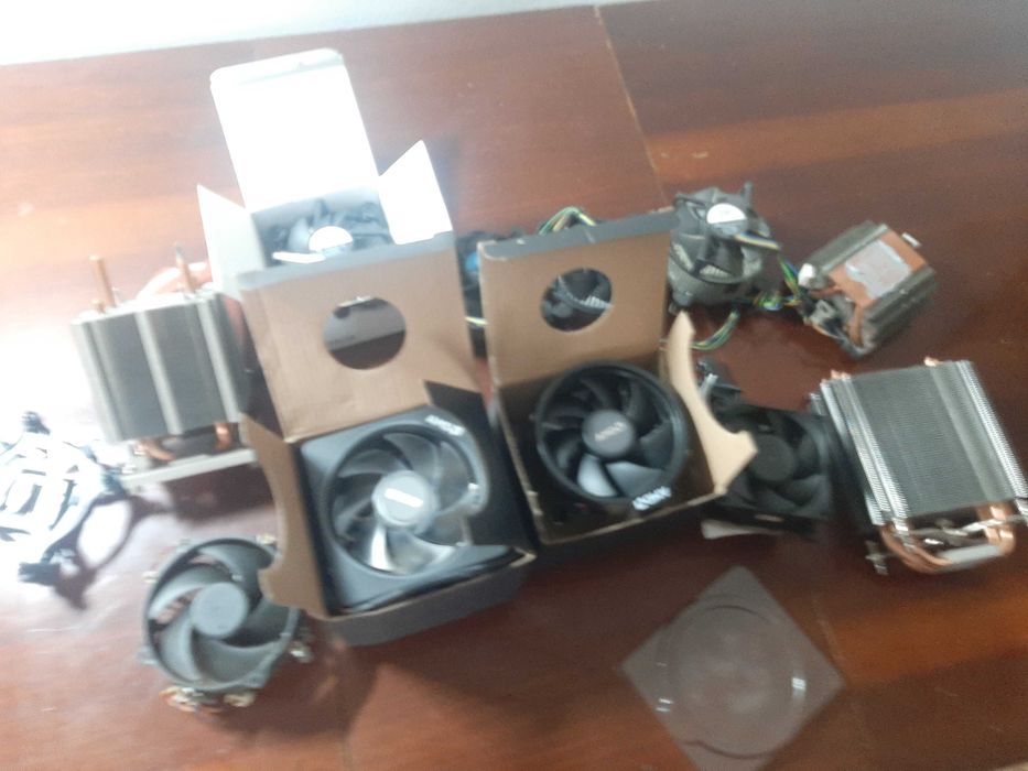 Lot coolere procesoare AMD și Intel – 2 noi RGB + radiatoare cupru