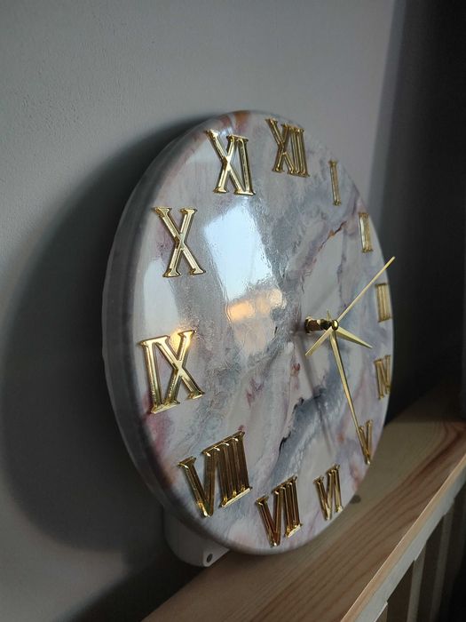 Часы из эпоксидной смолы