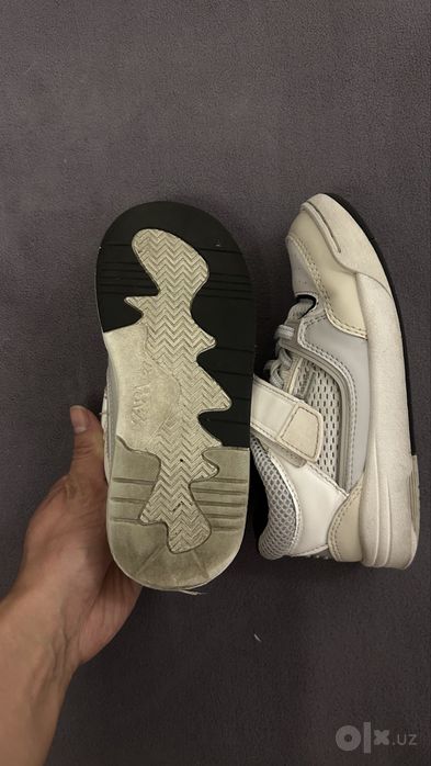 Кросовки 27 размер Zara