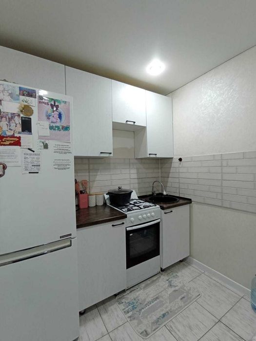 Продам 2 комн. квартиру в г.Уральск