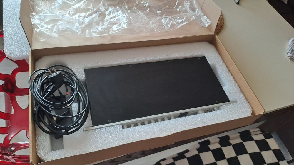 Antelope Audio Discrete 8 Synergy Core - Аудио интерфейс