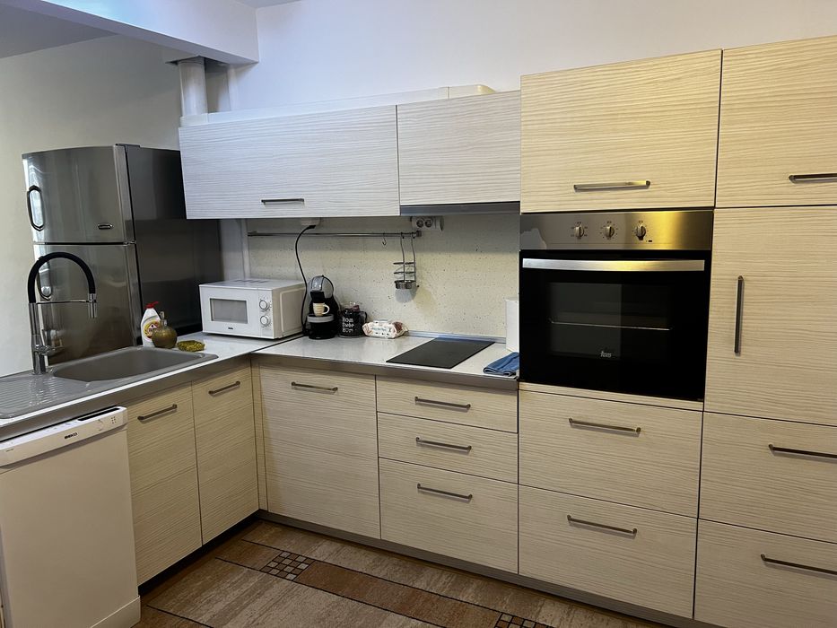 Дава се под наем Тристаен апартамент в Пловдив, Център - 77 кв.м за 800 € - Снимка #10