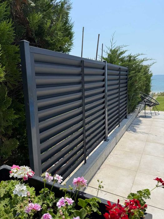 Оградни системи - ламелни огради, габиони, оградни пана | Интера Строй