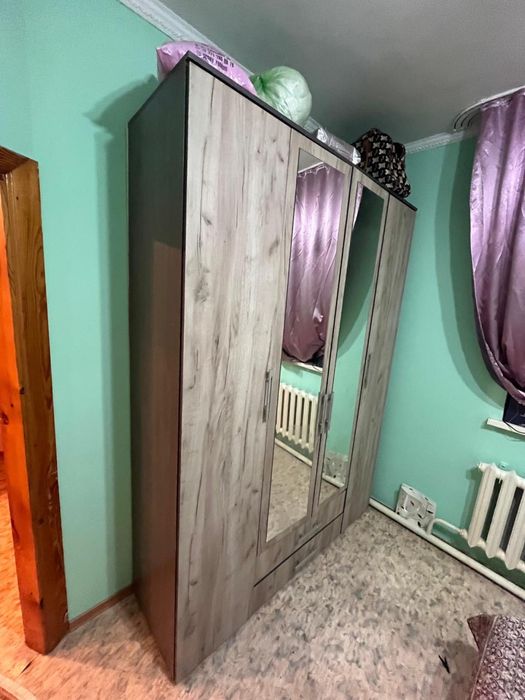 Продам Спальный гарнитур