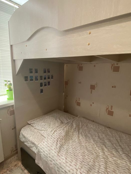 двухъярусная кровать