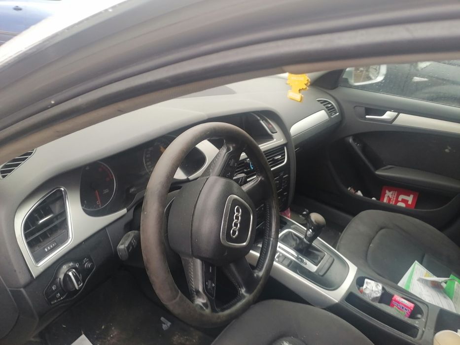 Audi a4 b8 2.0TDI 143кс за части ауди а4 б8