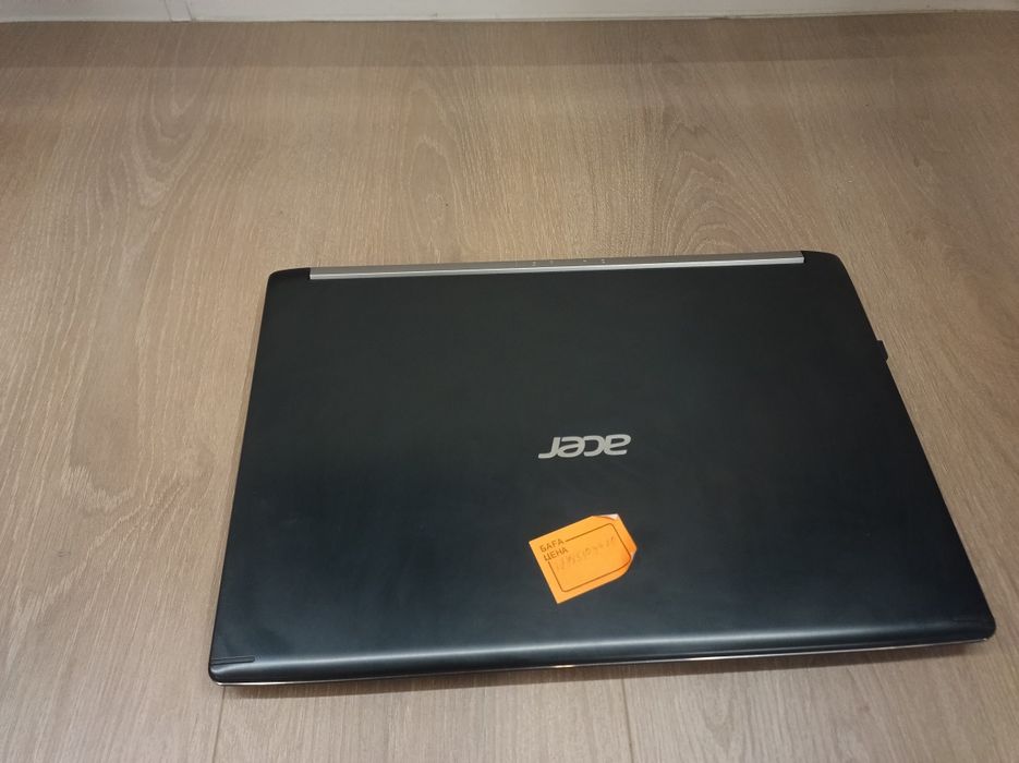 Acer aspire 7, A715-72G