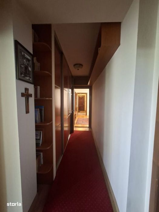 Apartament 4 camere, et. 3,  86 mp utili, zona Narciselor