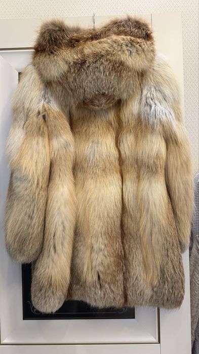 Продам шубу, лиса