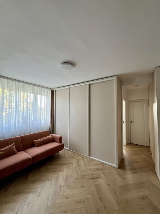 Apartament 2 camere premium | complet renovat & utilat | strada Aluminei | 52 mp + balcon 8 mp + boxă 4mp | Parcare