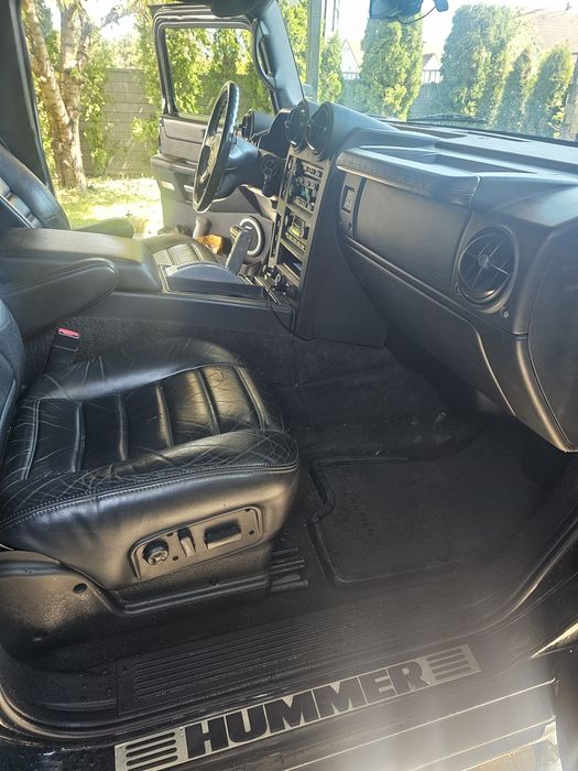 Vand Hummer h2 autoutilitara in stare excelenta de functionare