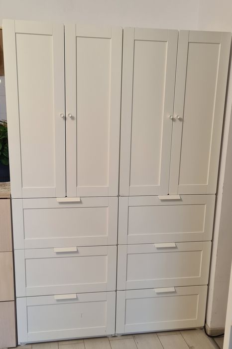 Vand doua dulapuri Ikea