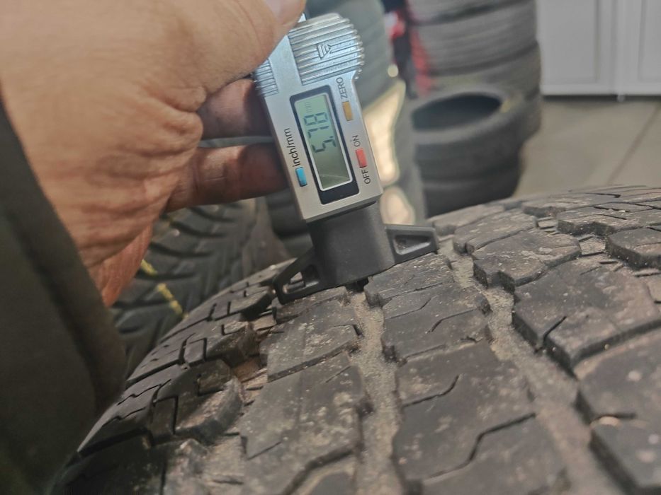 4бр. зимни гуми 265/60/18 Goodyear