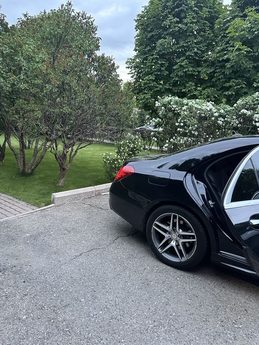 Продам диски 19 размер , оригинал