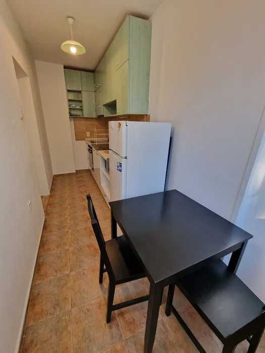 Дава се под наем Двустаен апартамент в София, Гоце Делчев - 60 кв.м за 512 € - Снимка #2