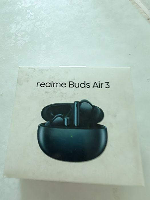 Продам наушники realme