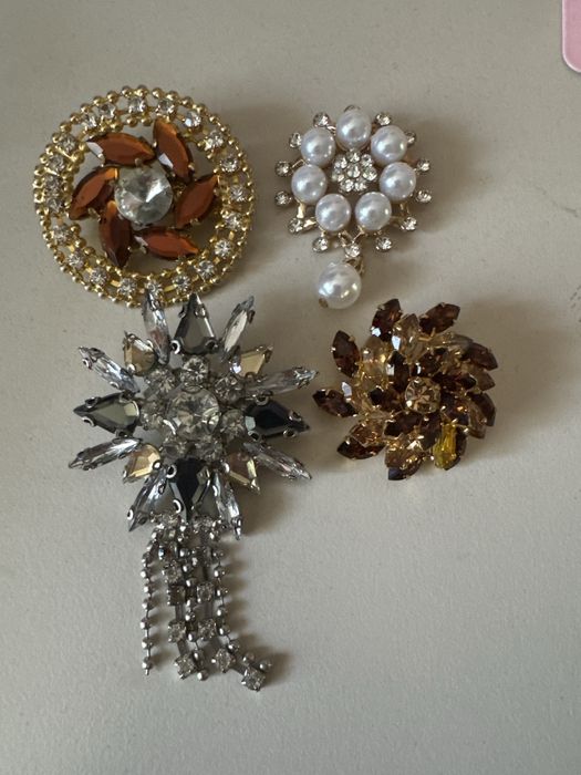 Продам винтажную бижутерию