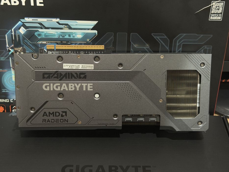 RX 9070 XT Gigabyte Gaming OC 16 gb