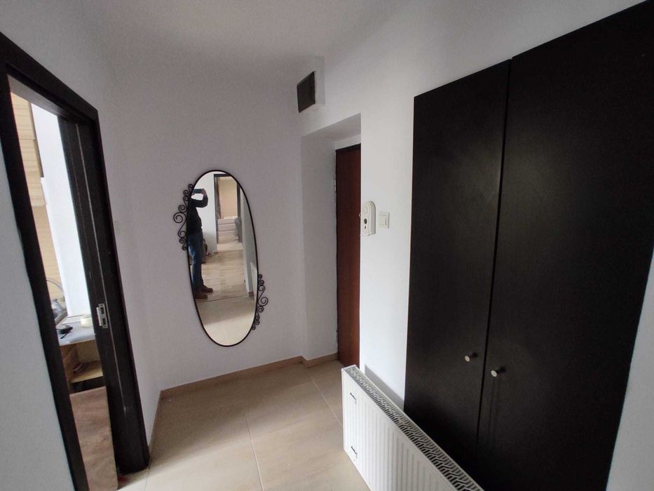 Costin Georgian, 2 camere la 100 m de Metrou