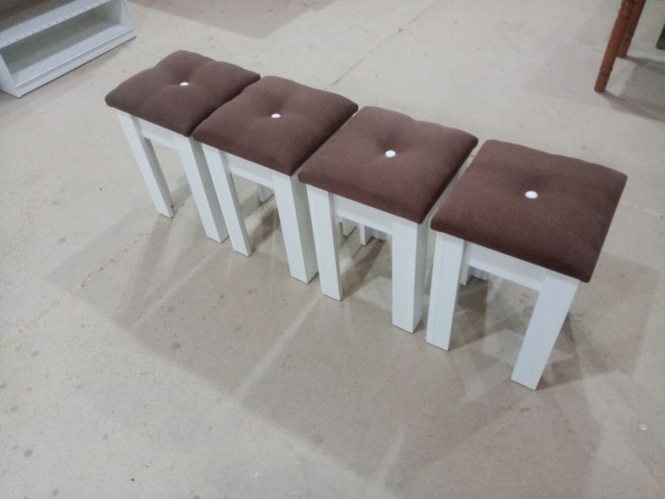 Продам новые табуретки!