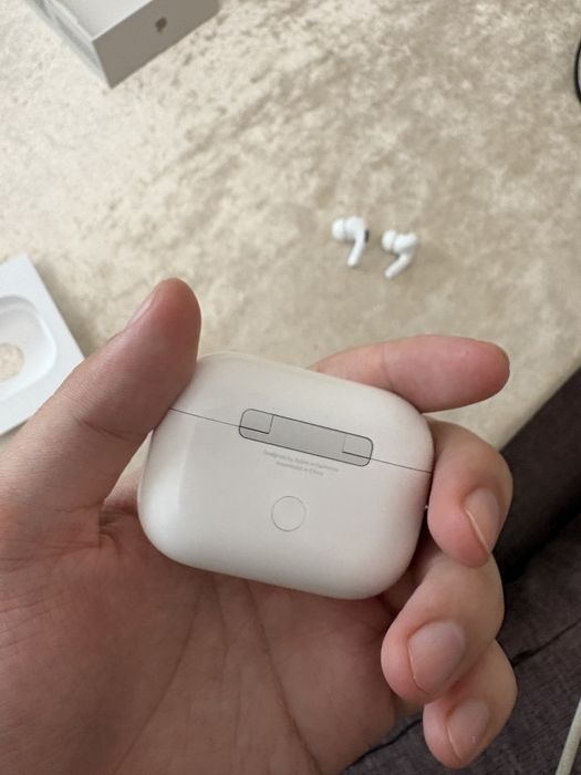 AirPods Pro 2, Generation 2