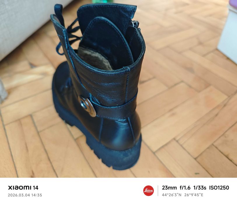 Vând gete stare foarte buna piele