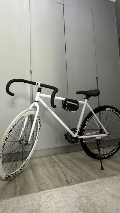 Продаю велосипед Аксион Призрак 700 Single Speed