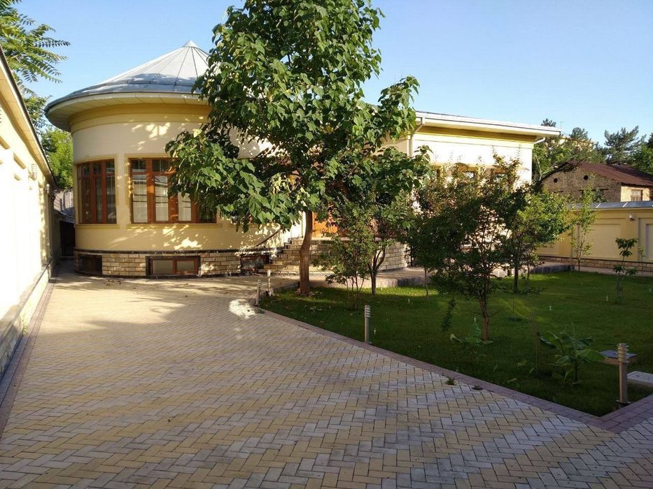 Центр Луначарский продается дом