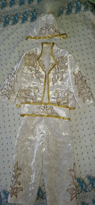 Срочно! Ұлттық киім ұлға сатамыз