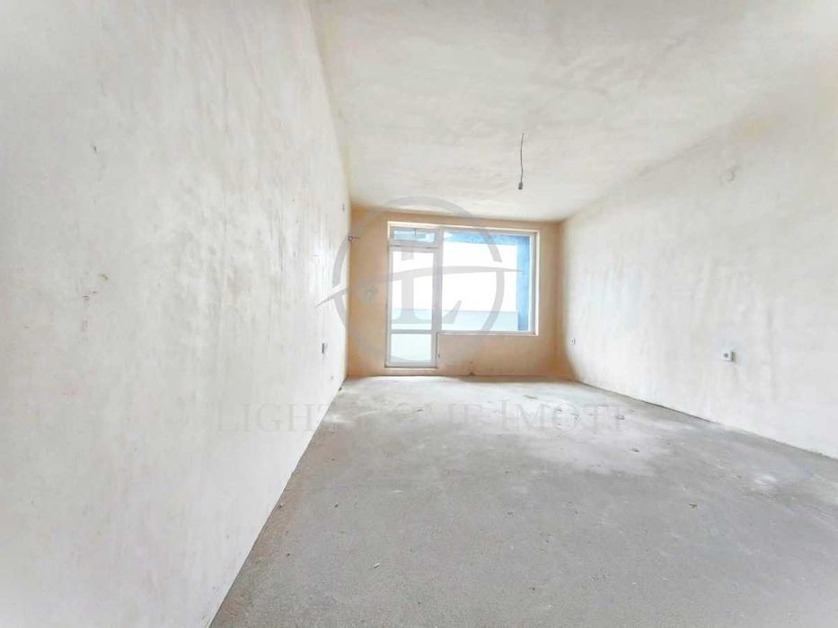 Продава се Тристаен апартамент в Пловдив, Тракия - 110 кв.м за 765 €/кв.м - Снимка #2