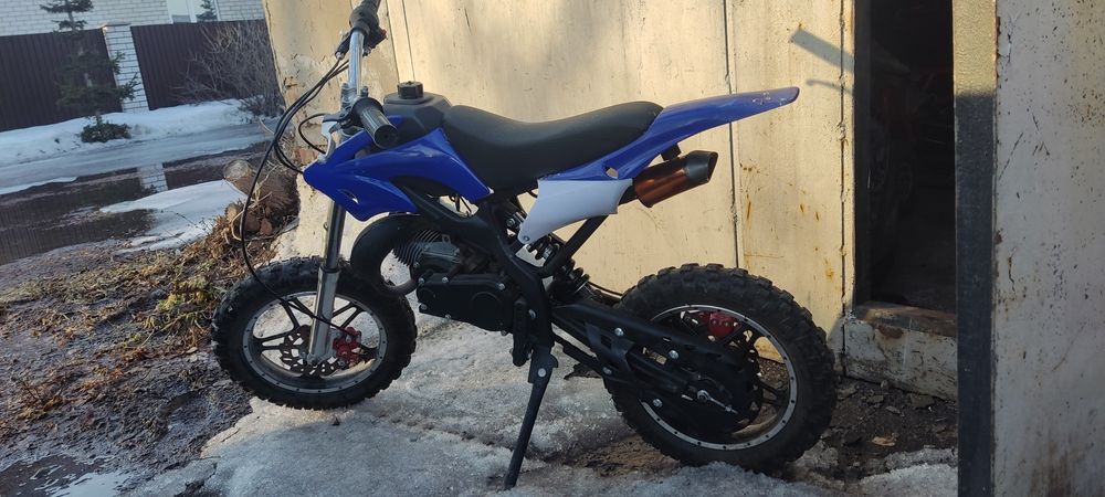 Продам детский питбайк 49 кубиков.