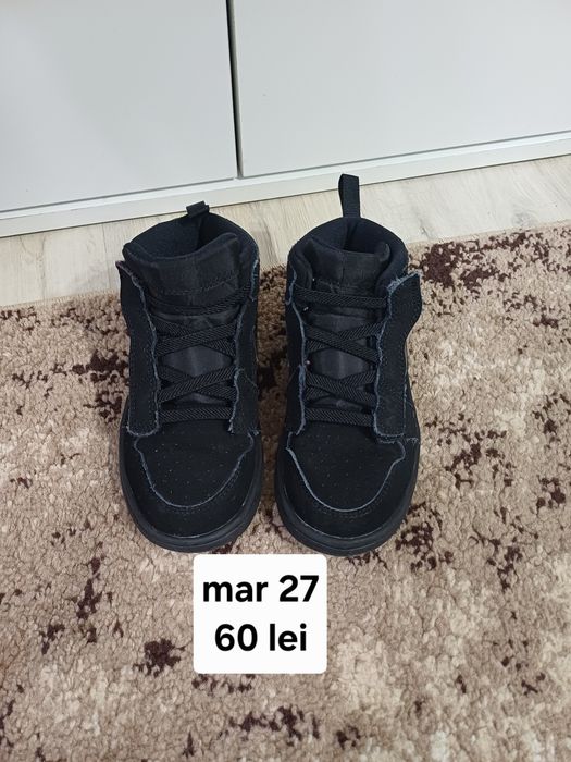 Adidasi fetite 26-32 si veste