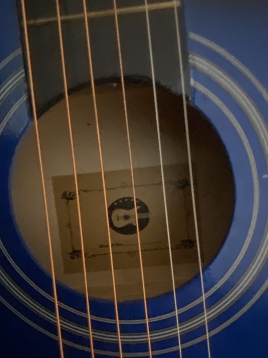 Гитара акутечиский