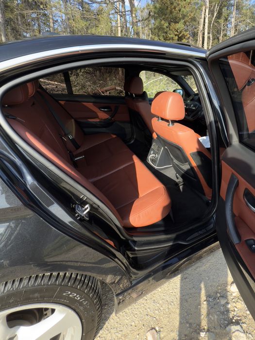 Bmw e90 2010 245к.с.