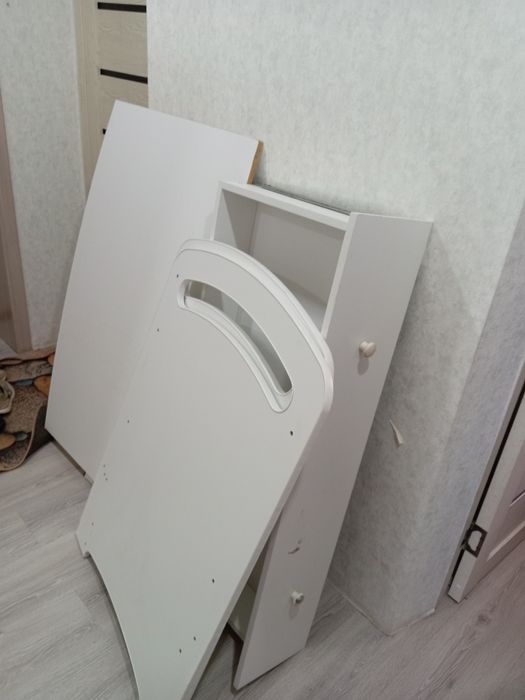 Продам детскую кроватку