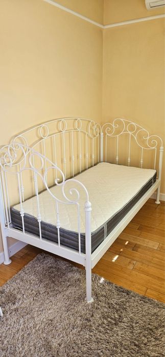 Продам две кровати
